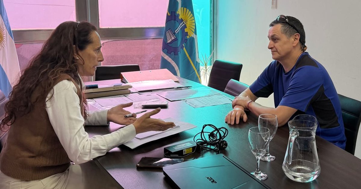 MCSERON's tweet photo. @chubutdeportes_ #Newcom 
Chubut tendrá representantes en el Campeonato Argentino Femenino de Newcom

Representantes de distintos equipos de newcom de la provincia se preparan para participar del Campeonato Argentino Femenino.....
💻👇
https://t.co/WIEqZBCSus https://t.co/sl55EubdFr
