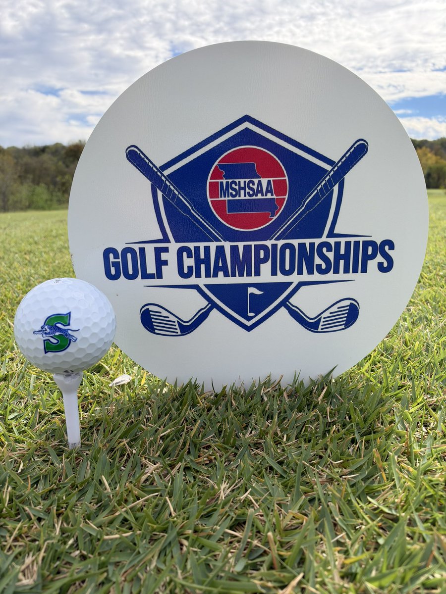 CoachEnrightBSS's tweet photo. Day 1 of the @mshsaaorg Class 4 Girls Golf State Championship is in the books. It included a season-best score of 87 from Sophomore Leah Patterson. Back at it tomorrow for Day 2 at beautiful Rivercut Golf Course in Springfield. #JagsAtState #GoJags ⛳️ 🏌🏼‍♀️ https://t.co/AjmN5vpvdv