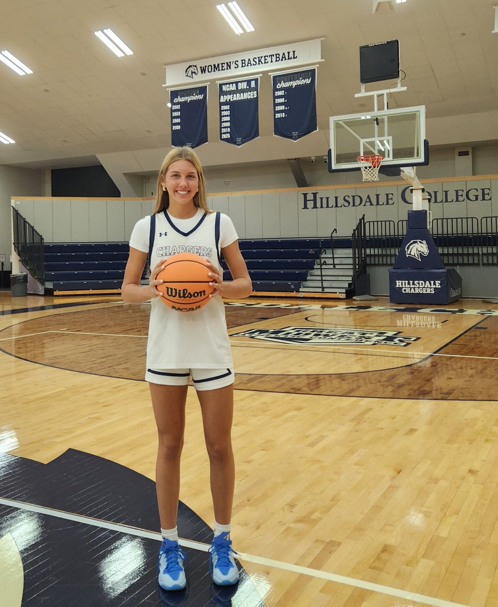 StellaHaughn's tweet photo. Grateful to spend time with the @ChargersWBB on an unofficial visit and experience what Charger culture is all about!

A huge thank you to @briebrennan22, @_sophiapierce, @kmjimenez3, Tyler Cortright, and the entire Hillsdale College WBB team for a warm welcome, campus tour, and the opportunity to watch practice!

Excited to continue building this relationship!💙🤍
#Classof2028 #2028WBB #ComboGuard #GoChargers