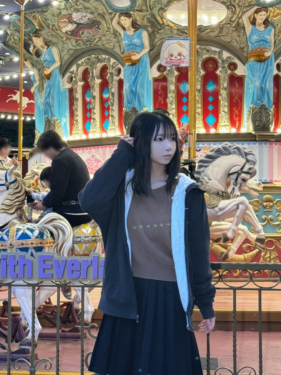 4MysTe11a's tweet photo. 🎠 https://t.co/6YXdPCSPS4