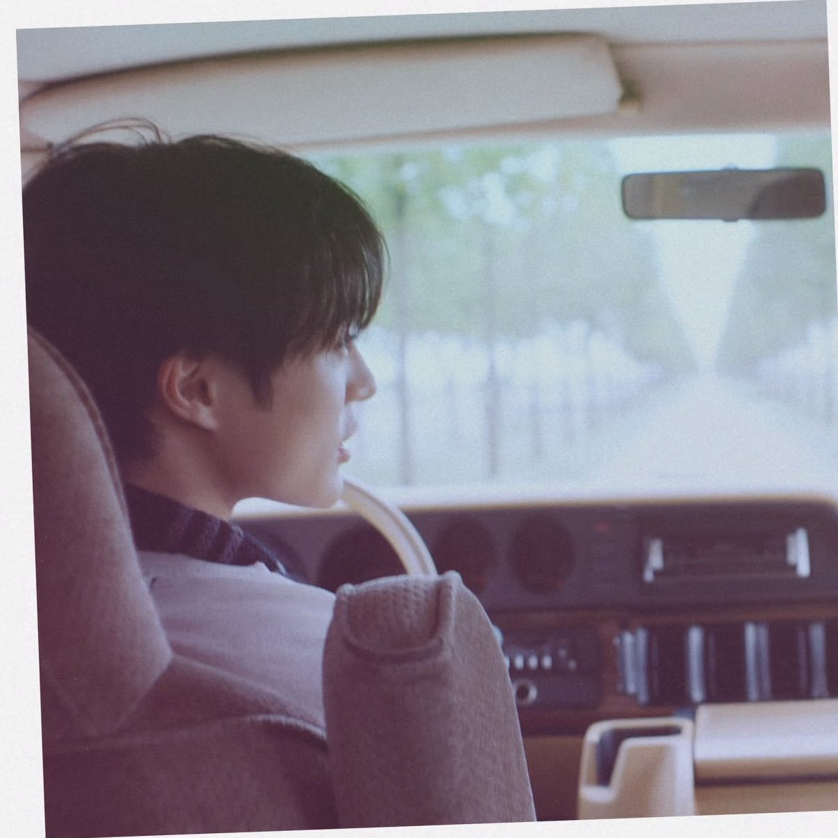 Grizellaeris's tweet photo. JENO 📸🤍 https://t.co/lOsSw0UQgR