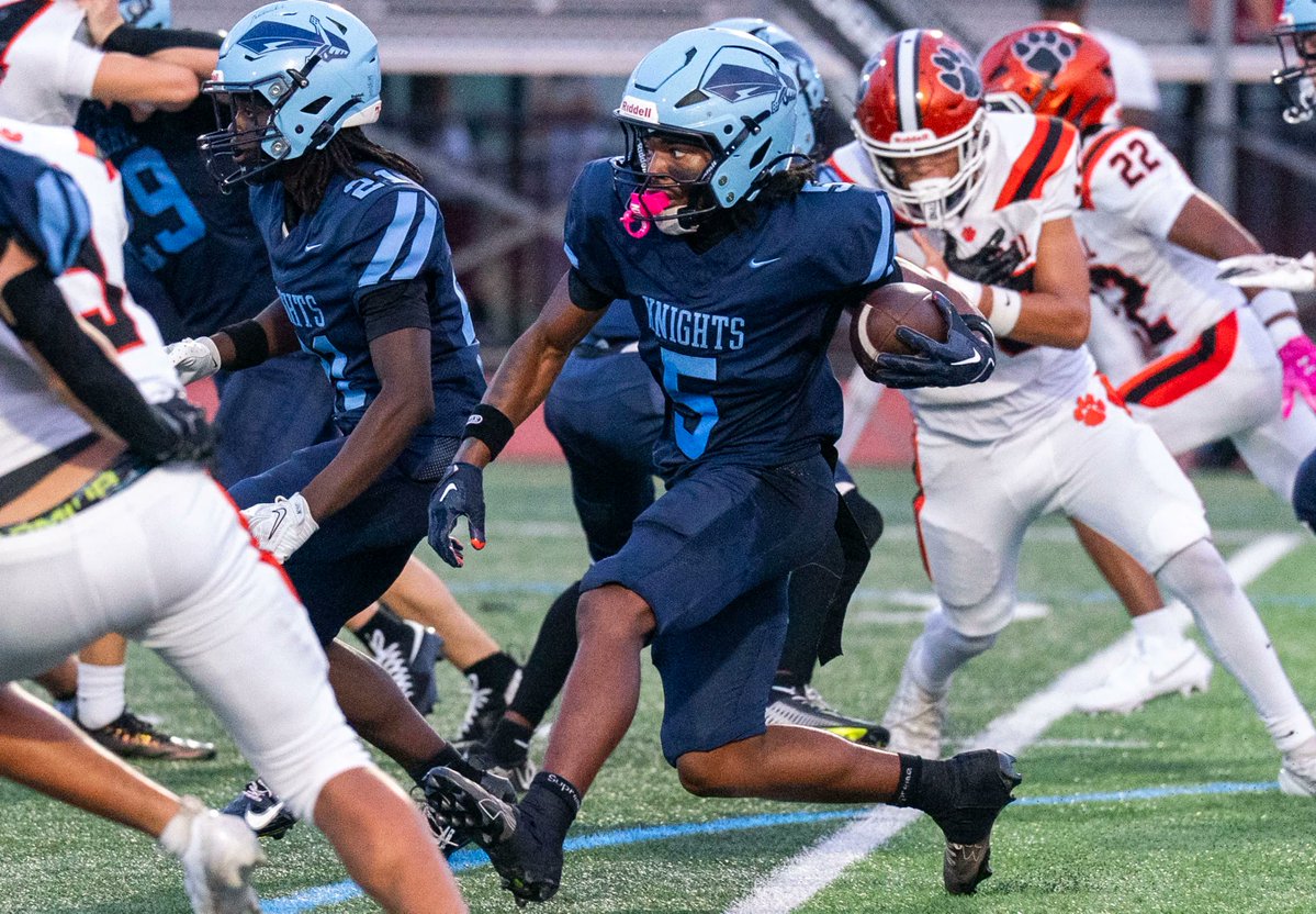 TomMoorePhilly's tweet photo. Poll: Vote for the top junior football player in Bucks County area: https://t.co/5MUN7mlc4V @CRSFootball @westcbfootball @LCCrusaders @NorthPennKnight @NHSoleburyFB @CRSFootball @CBSouthTitans @PHS_RAMSFB @BHSOwlsFootball @Bristol_Warrior @HHFball @CBEastFootball @LaSalleFball https://t.co/9maP1zWeNB