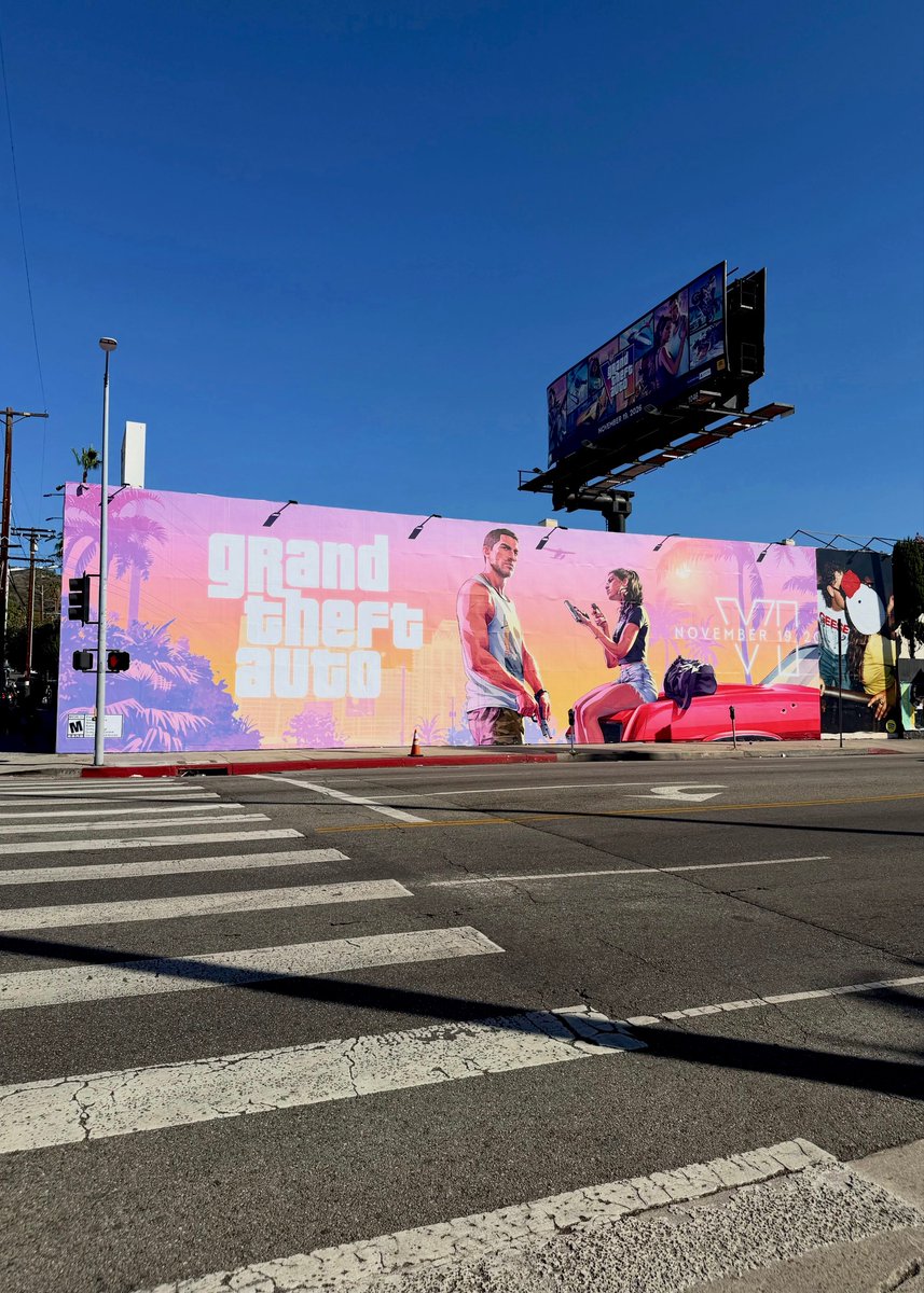 GTAVI_Countdown's tweet photo. A new look at the other side of the banner and billboard in Los Angeles. Just incredible.

(via IG/retrogamingdays) https://t.co/d0B2xKjWfg