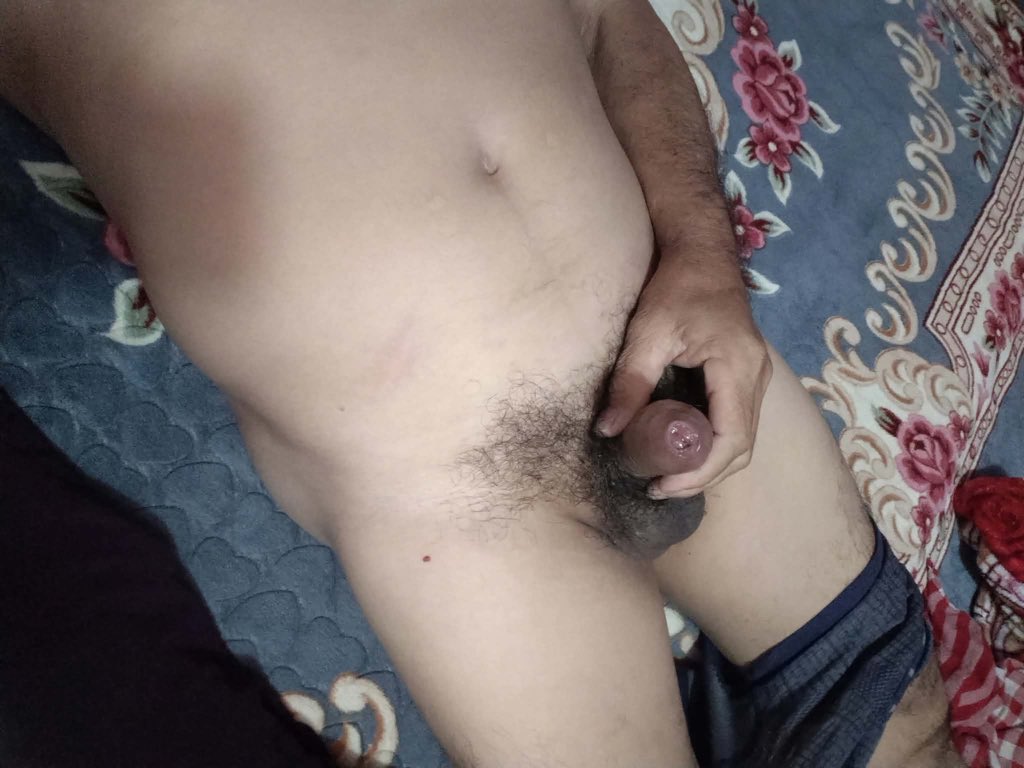 oldman7366's tweet photo. ជិតភ្លឺចង់ណាស់😜💦 https://t.co/ufO7RWAu7l