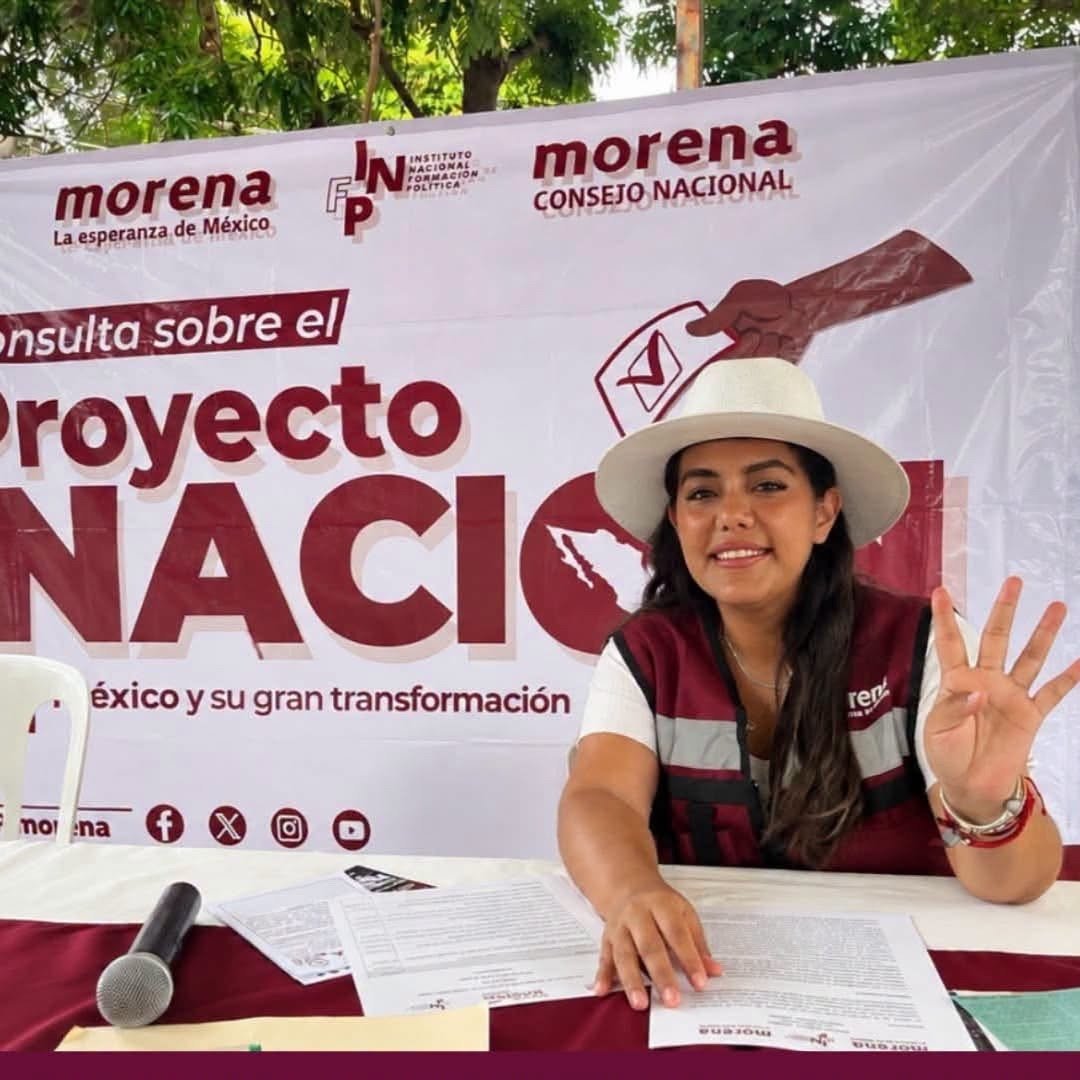 MLopezSanMartin's tweet photo. En Guerrero, los Salgado van por más espacios en la política

Celeste Salgado, hija de Félix y hermana de la gobernadora Evelyn Salgado, aspira a la alcaldía de Iguala por Morena

Quieren que el poder quede en familia https://t.co/iqrKtdnPv3