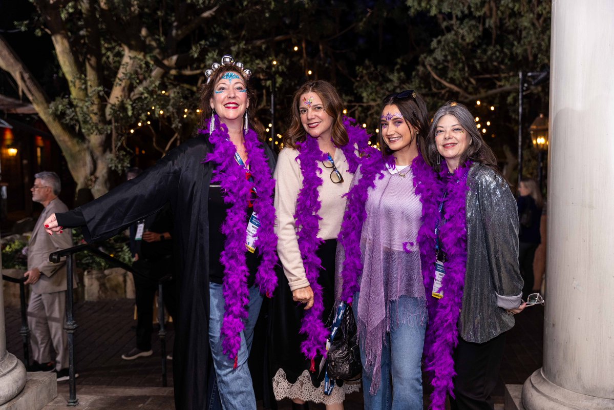 HCDMagazine's tweet photo. 🎭 Big Easy vibes at #HCDcon! ⚜️ The Annual Networking Party brought attendees together at Mardi Gras World for great food, meaningful connections, and a memorable New Orleans experience.

Thanks to sponsors AVA, Kevin Barry Art Advisory, and BSA! https://t.co/cteW0oCYay