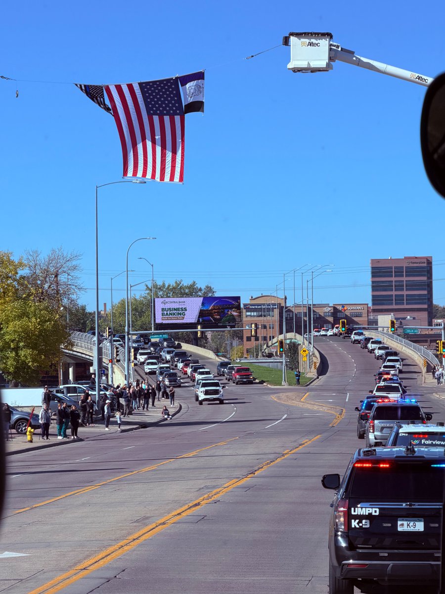 MNFOP's tweet photo. 💙🇺🇸 Today, we honored Deputy Katherine Ann Frank of the Minnehaha County Sheriff's Office at her funeral in Sioux Falls.

A Minnesota native and South Dakota FOP member, Katherine will forever be part of our law enforcement family.

Rest easy, Deputy Frank. 💙

#FOPStrong #NeverForget @siouxfallspd @MinnehahaCounty