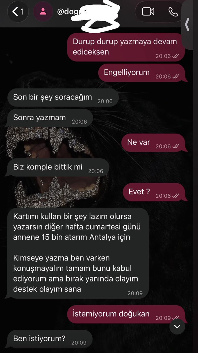 Jhm8lby's tweet photo. @Snafudogu @falihrfk1 Tek taraflı atıp tutması kolay istemediğim halde para vermek için yalvaran birisin şimdi kötü ben oldum öylemi aynen knk. Ayrıca ben hiçbir zaman umut vermedim kanıtlarda aşağıda engel atmama rağmen beni sürekli rahatsız etmeyi kes yoksa daha fazla ss gelicek https://t.co/w1dkjREvXt