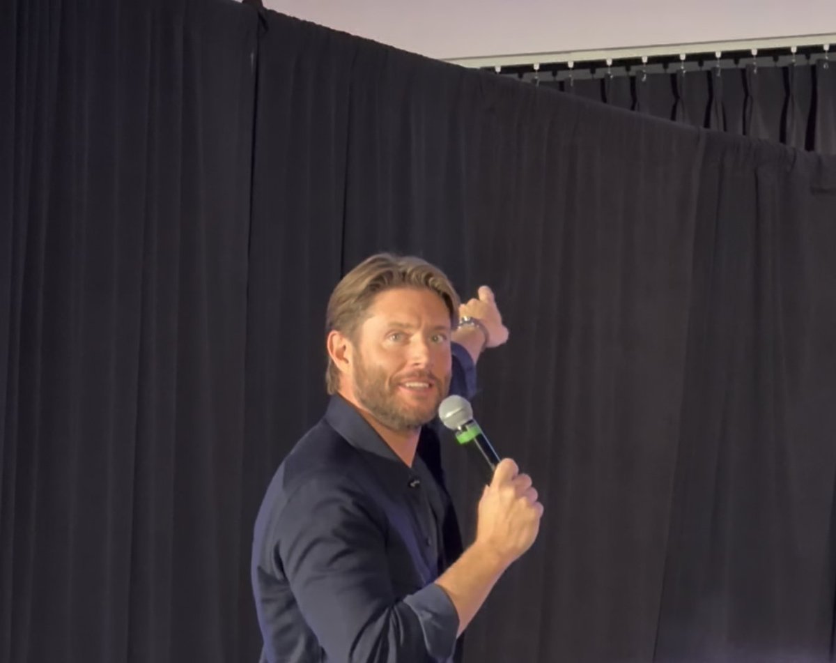 4Nrxh0sYZL89019's tweet photo. J2ハグに太陽に恋愛映画にO脚、即興のサムディーンもあったりで最高だったな🤤ずっと浸れる
#SPNCOL https://t.co/V5cfRtwDI8