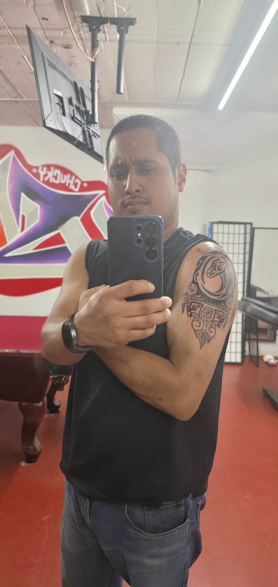 KingRon2769's tweet photo. #TribalBull Tattoo.... #Taurus #May https://t.co/AzlyG6c9Op
