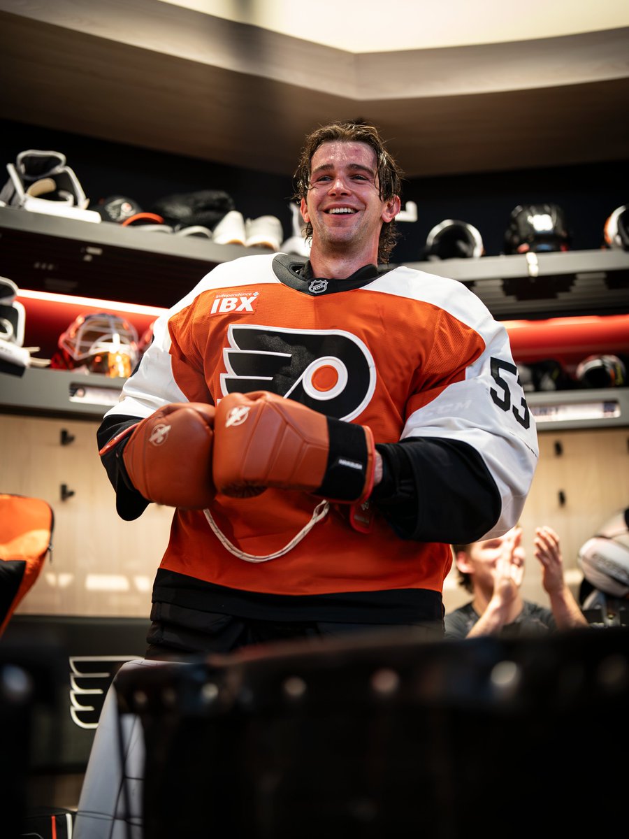 NHLFlyers's tweet photo. A KO for Joseph Woll's first Flyers W. 🥊

#COLvsPHI | #LetsGoFlyers https://t.co/2D2ll5rG5O
