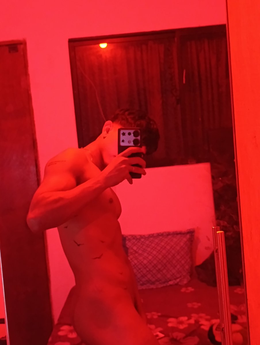 _brayan9_'s tweet photo. No se te antoja este pollito 🫠🍑 https://t.co/oBONyDeP3p