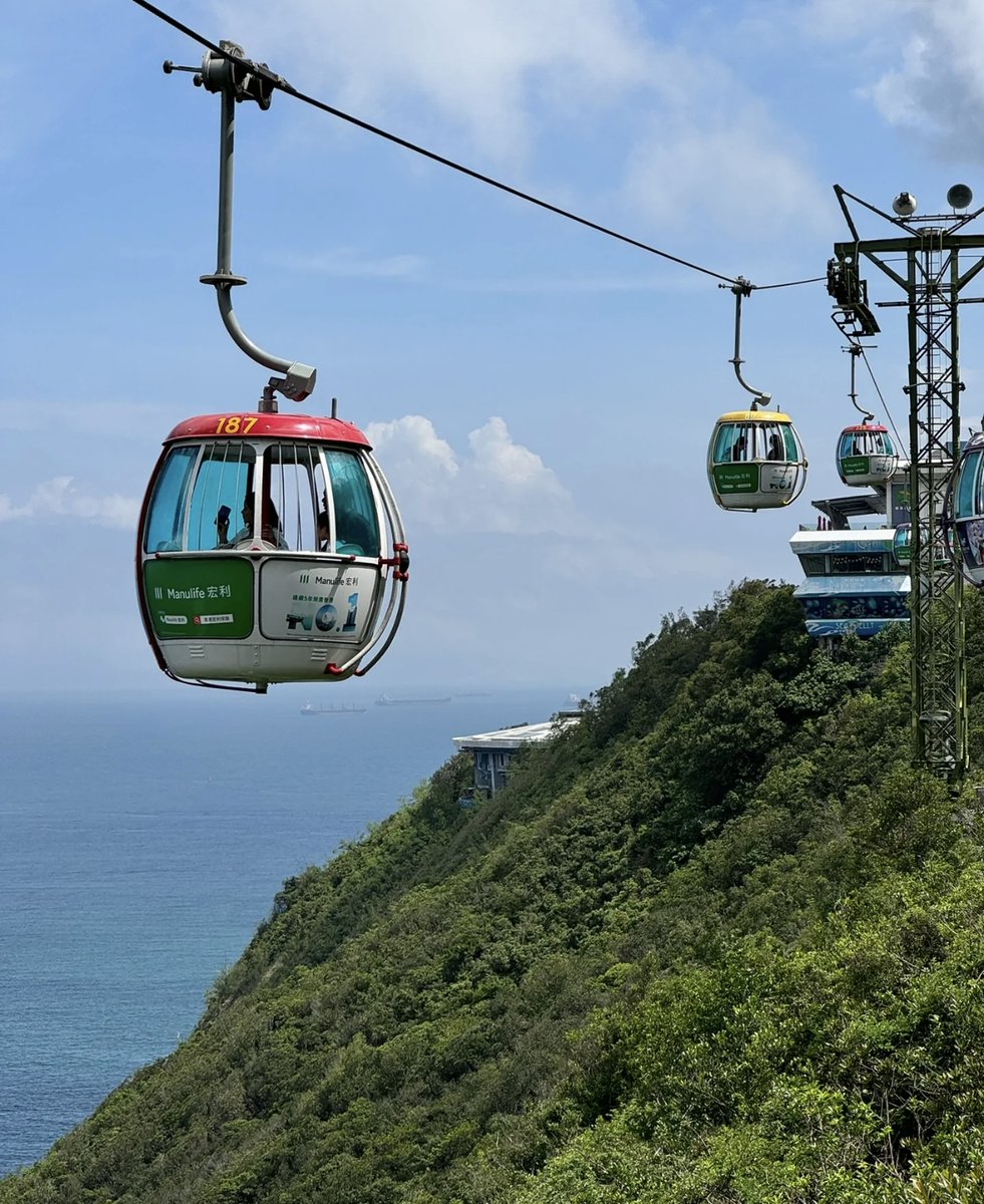 Subhaji87401996's tweet photo. I just rode the cable car and tracked the amazing mountain view!， https://t.co/OE3j6zNPsQ