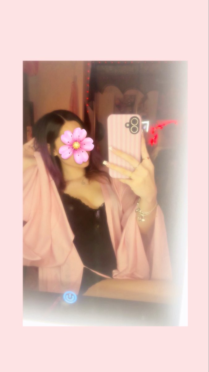 dollface_libraa's tweet photo. i just wanna be treated like a princess🧁 

#nsfwtwitter #bunny #subtwt #praisekink #cnc https://t.co/Zial1AFVGO