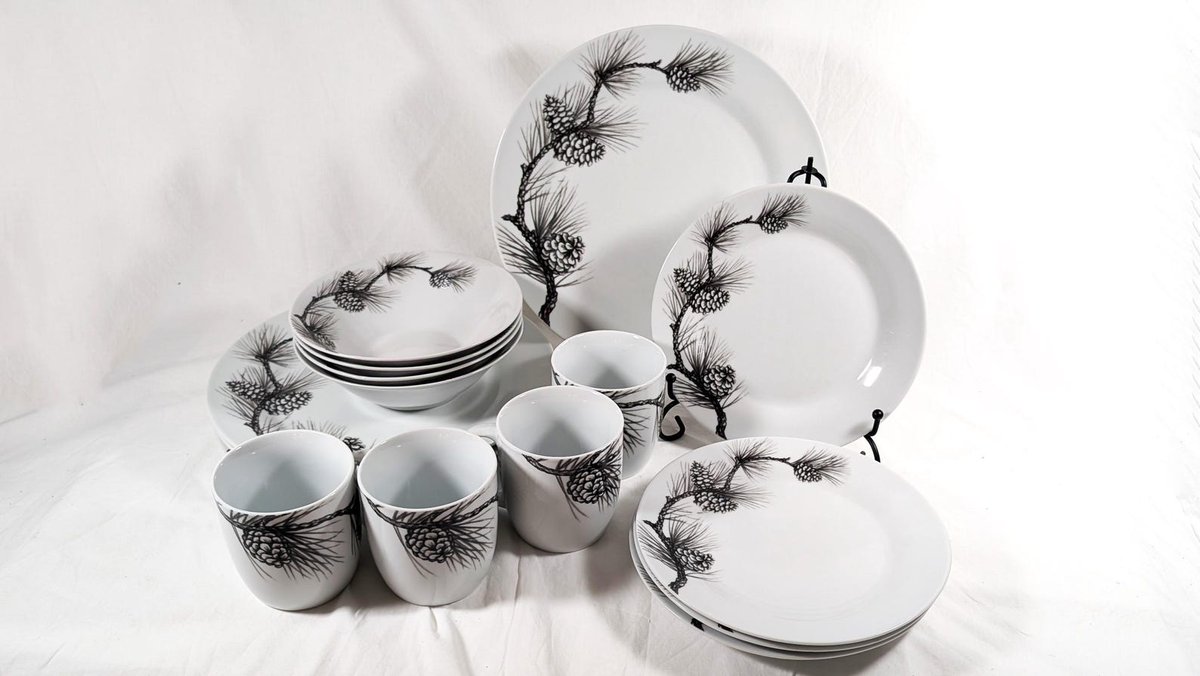 RetroRecollec's tweet photo. https://t.co/UYK0gFQHiF Cabela's Evergreen Pine Cone Dinnerware Set
Woodland-inspired dinnerware featuring pine cones and evergreen accents. Service for four with plates, bowls, and mugs that fit right into cabin, lodge, or rustic decor. #WiseShopper #PineCone #cabelaDinnerware https://t.co/WtQSIYvFeD