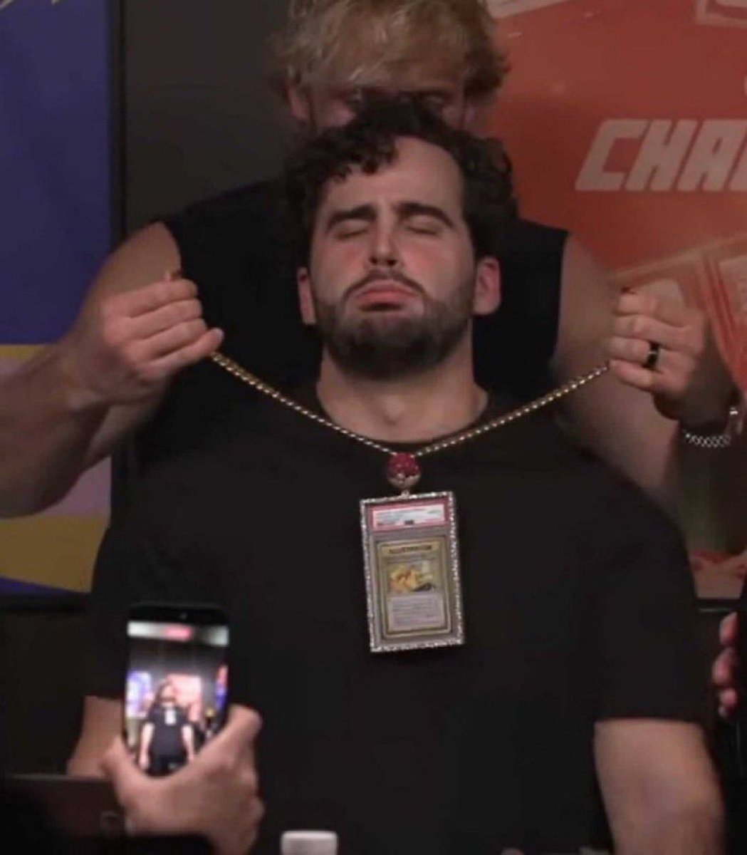 riskanonymous's tweet photo. how it feels to pull a rare on @GrailBreak 

pull up @jedimooch https://t.co/oulizxiTF2