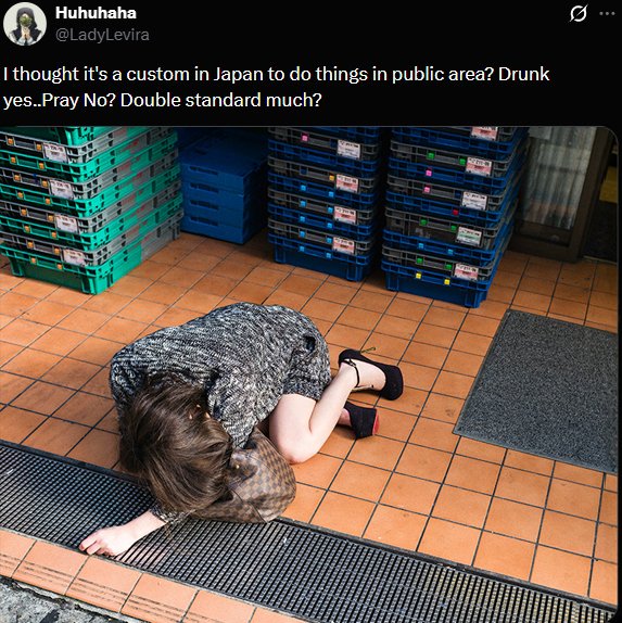harukaawake's tweet photo. 🇯🇵 Muslims continue to complain and ask "Why are you allowed to sleep outside while drunk in Japan and yet Muslims can't pray in public?"

Because it's our country and we'll do whatever the hell we want.

You will not pray in public and we don't need to explain why. https://t.co/KBZXLJOl2j