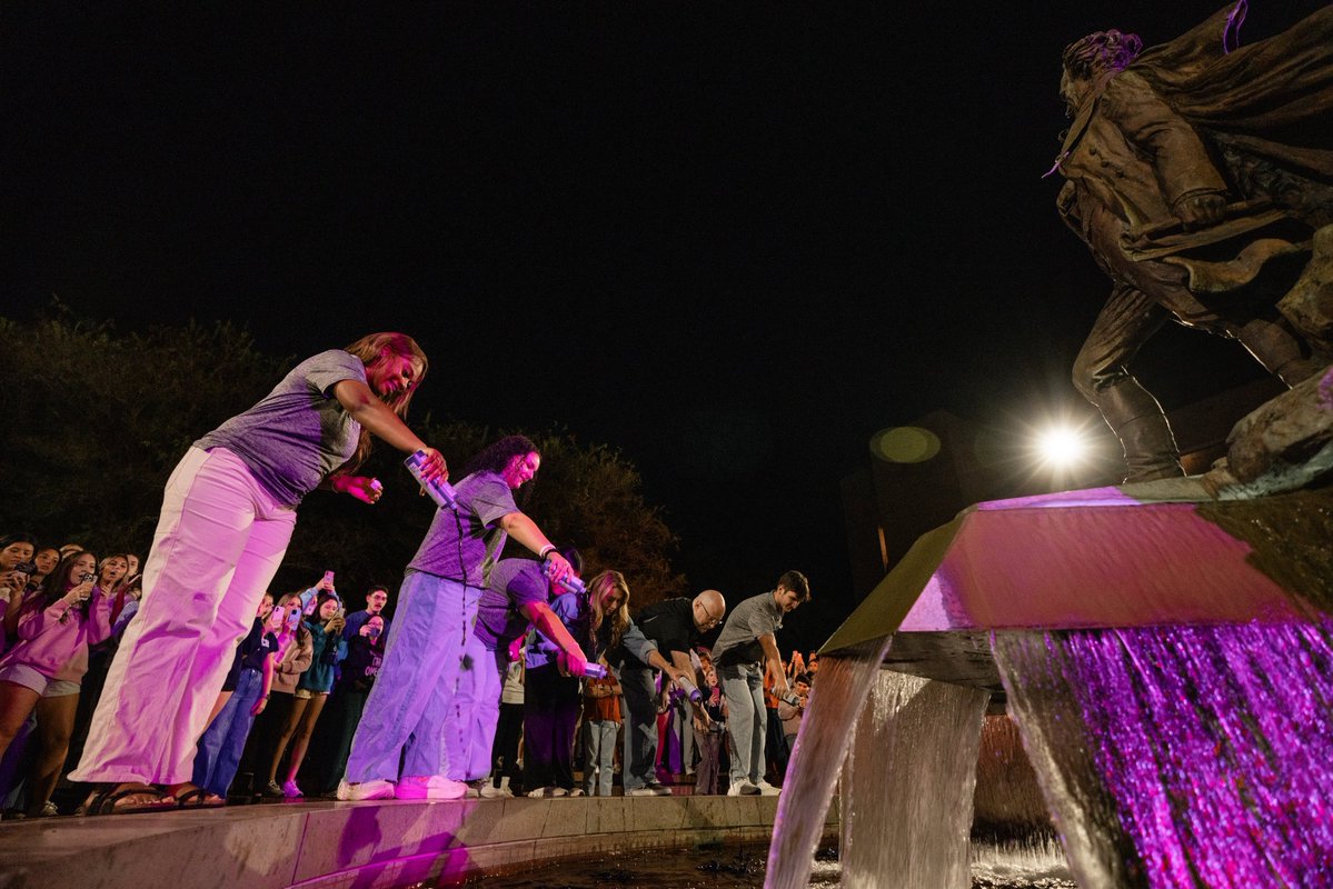 SFASU's tweet photo. The water at Surfin’ Steve is purple and Lumberjack spirit is flowing! 🪓💜

 #SFAHomecoming is officially underway! #AxeEm https://t.co/FdKL6SSb9K