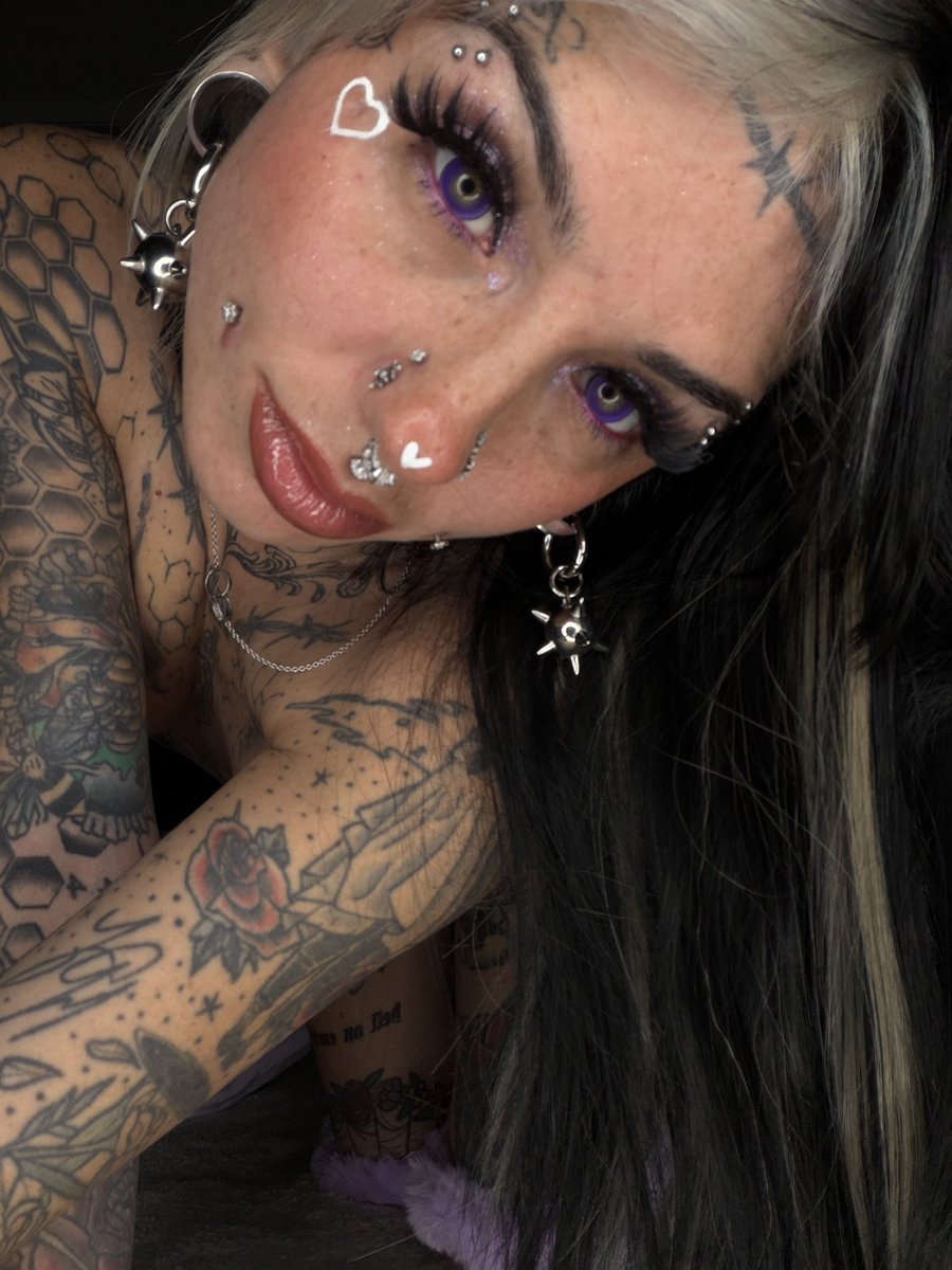 cruellamorgan's tweet photo. 💜😈 https://t.co/fTujoVcB1R