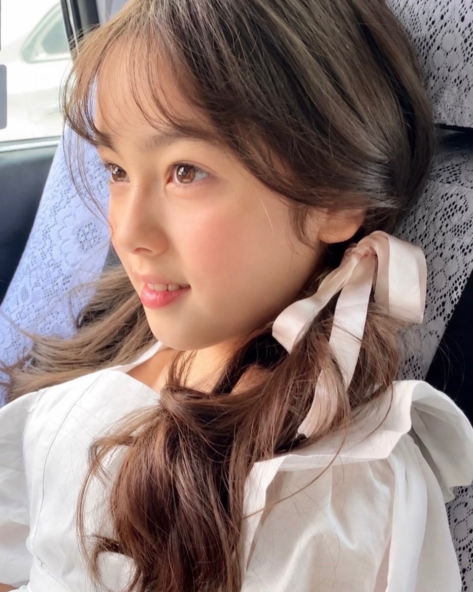 L__channu's tweet photo. オアちゃんの幼少期ありえない美人すぎて
天然でこの顔なの、私がなんの罪を犯したって言うんですか？？？？ https://t.co/BapcILZdRR