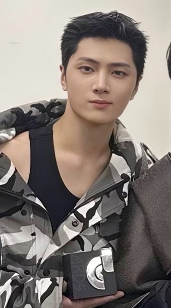 preciousjeyi's tweet photo. good morning from jay’s short hair >>>

#ENHYPEN #2026MAMAVOTE https://t.co/Py61LVEJRd