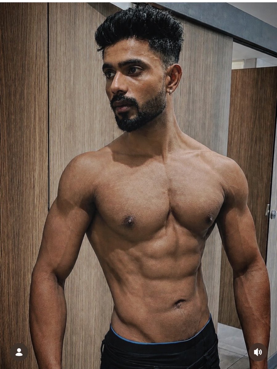 SecretSnehidhan's tweet photo. #HotBodyBuilder https://t.co/SJg5dSoQjw
