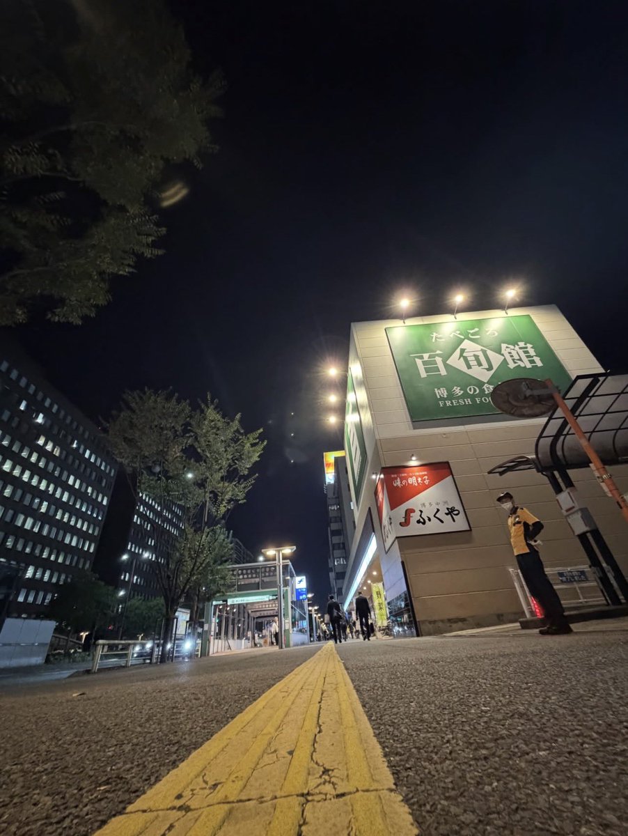 BBQforPITCREW's tweet photo. 店外出店します🍖

📍百旬館｜渡辺通駅 目の前
📅10月23日（金）〜25日（日）
🕙10:00〜19:00
※商品がなくなり次第終了
※23日(金)若久店は臨時休業となります。
※24日(土)、25日(日)若久店は15時までの営業となります。

#pitcrew #百旬館 #渡辺通グルメ #ブリスケット #福岡グルメ https://t.co/ao3YbXaMjn