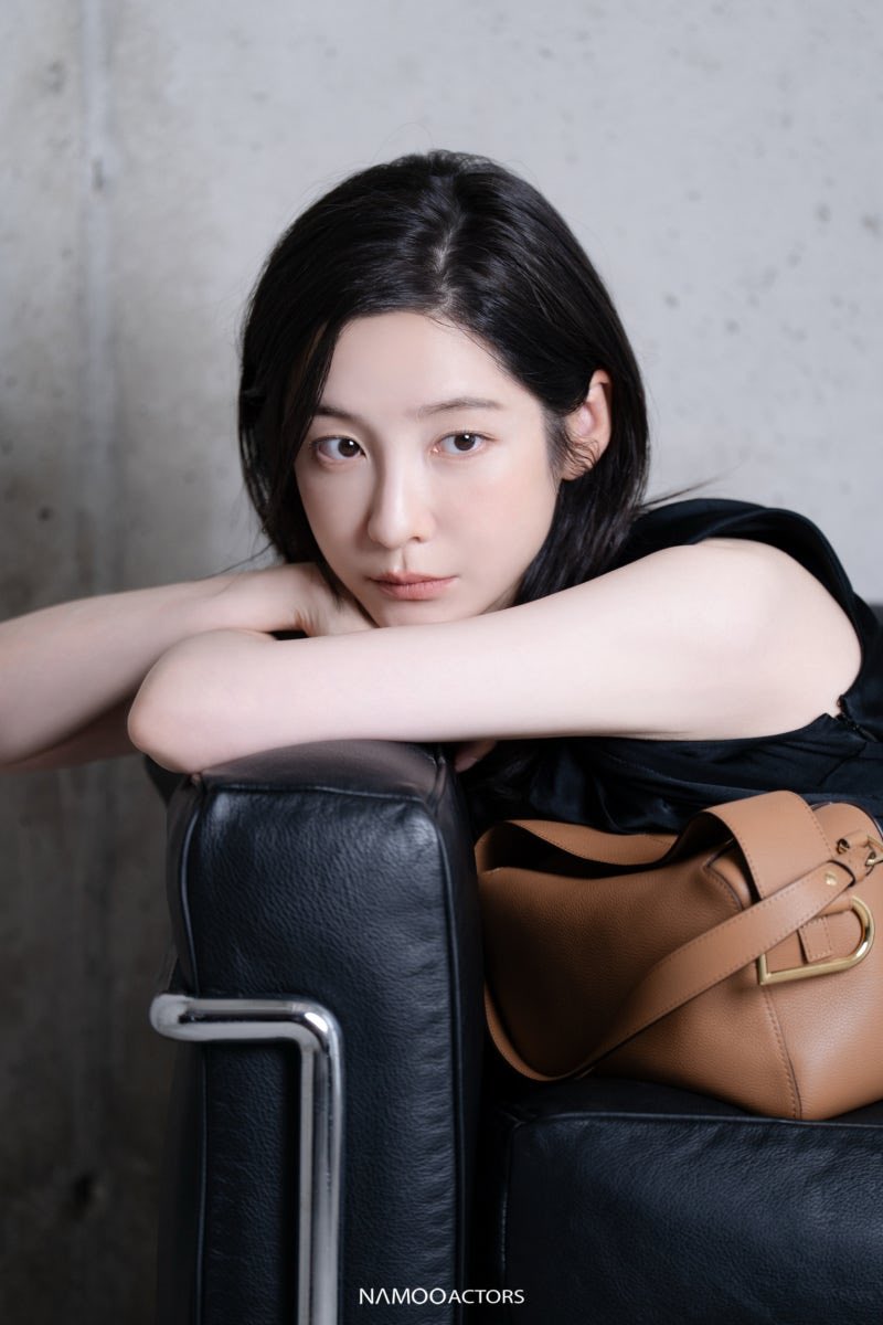 chocozy_94's tweet photo. 빡시게 작업햇네.. 아고 힘들어..
울 박젼 보고 힘내쟈.. 박젼 보고싶으다...
#박지현 #Parkjihyin #이쁘지현 #출구없지현 https://t.co/QJT75XJRuc