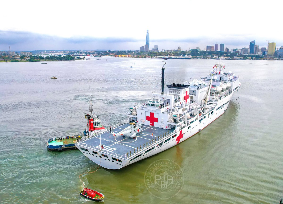PortAbidjan's tweet photo. 𝐏𝐎𝐑𝐓 𝐃’𝐀𝐁𝐈𝐃𝐉𝐀𝐍 : 𝑳𝑬 𝑵𝑨𝑽𝑰𝑹𝑬-𝑯𝑶̂𝑷𝑰𝑻𝑨𝑳 𝑪𝑯𝑰𝑵𝑶𝑰𝑺 « 𝑳’𝑨𝑹𝑪𝑯𝑬 𝑫𝑬 𝑩𝑶𝑵 𝑨𝑼𝑮𝑼𝑹𝑬 » 𝑭𝑨𝑰𝑻 𝑬𝑺𝑪𝑨𝑳𝑬 𝑷𝑶𝑼𝑹 𝑳𝑨 𝑷𝑹𝑬𝑴𝑰𝑬̀𝑹𝑬 𝑭𝑶𝑰𝑺 𝑬𝑵 𝑪𝑶̂𝑻𝑬 𝑫’𝑰𝑽𝑶𝑰𝑹𝑬 https://t.co/0qRM1KV1S5
