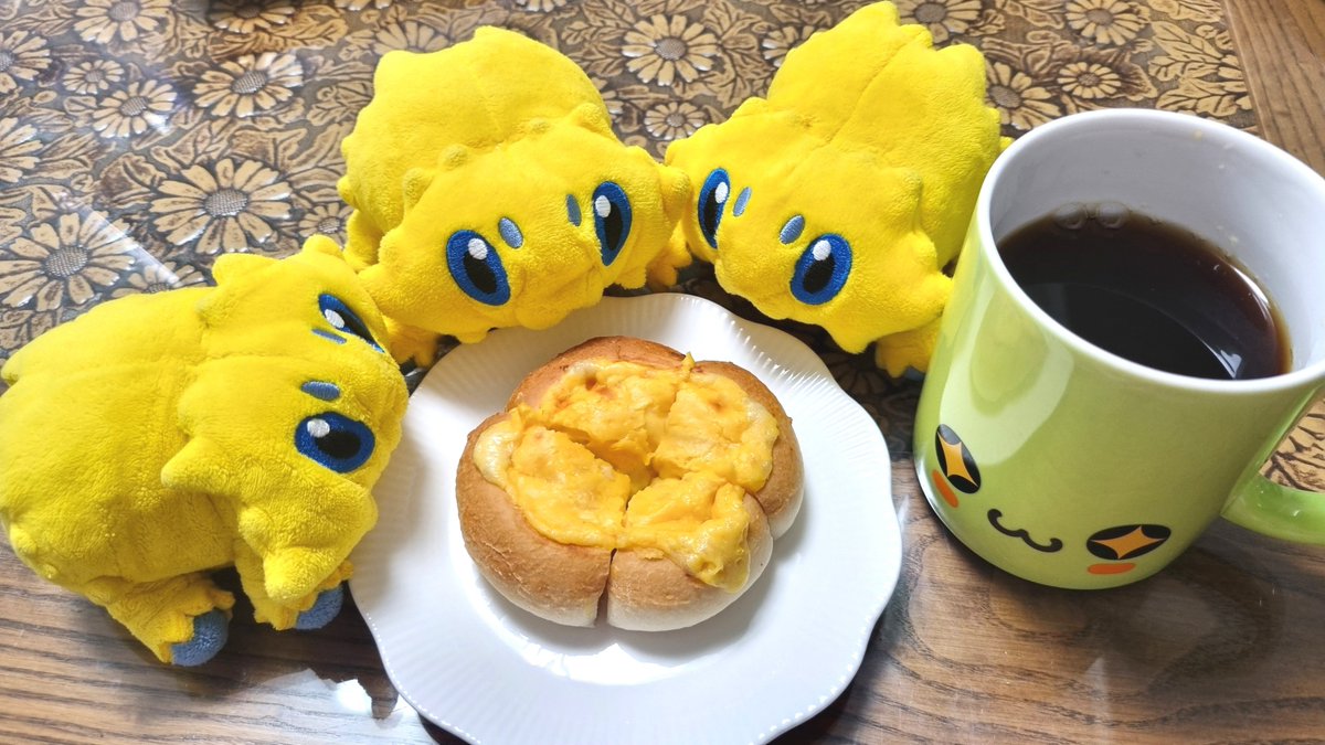 IVY57842481's tweet photo. 냠 https://t.co/TpMYQPSUIm