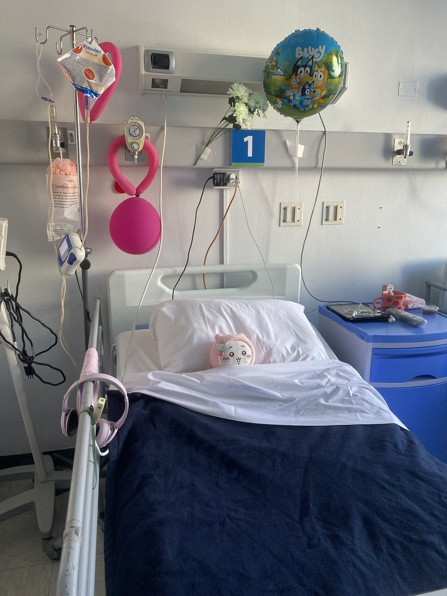 rataapoto's tweet photo. el día que dejemos de romantizar la anorexia al punto de quedar hospitalizado vamos a crecer como sociedad #edtwt https://t.co/1g2XPUm986
