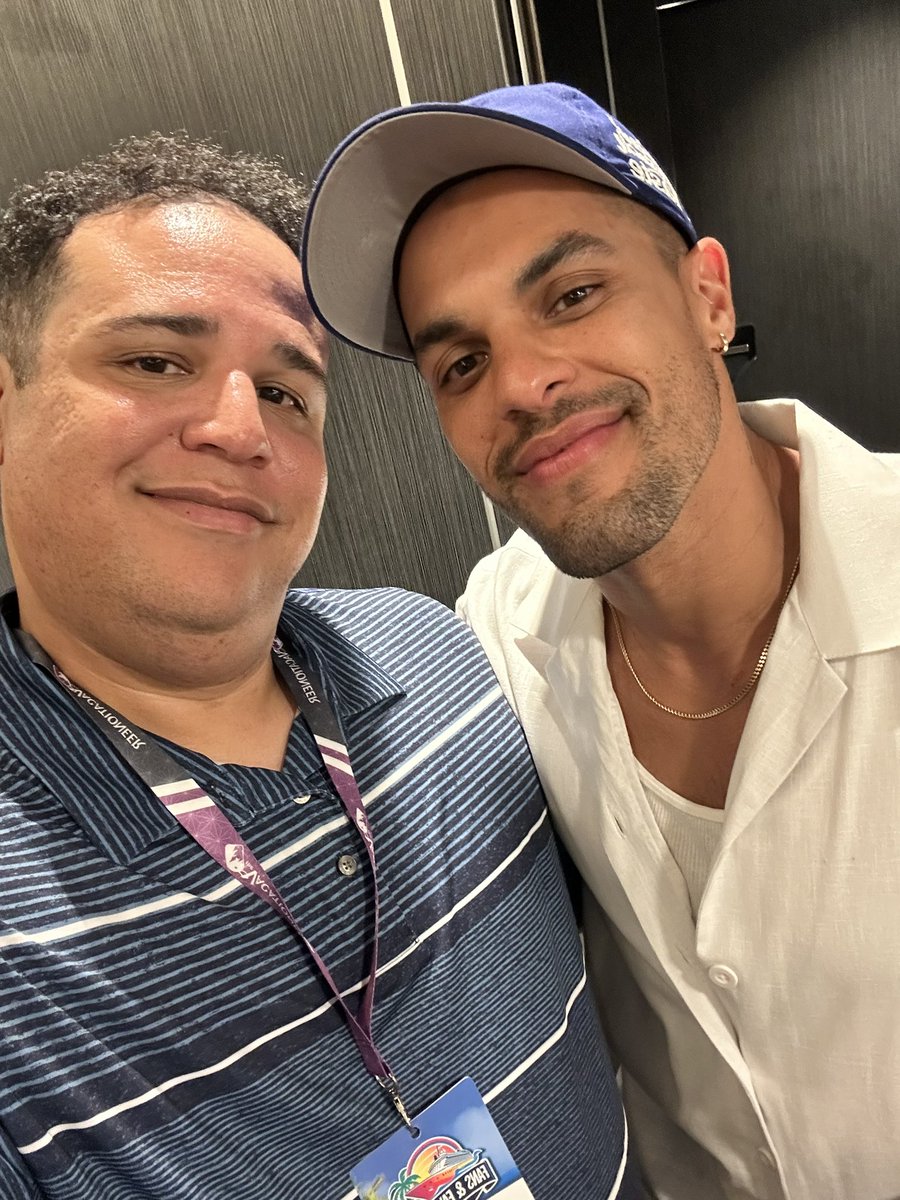 justjoey_99's tweet photo. More with BB alum! #bb28 

@absolutelytiff @JoshMartinez444 @_modelmorg https://t.co/89KnjHbQtk