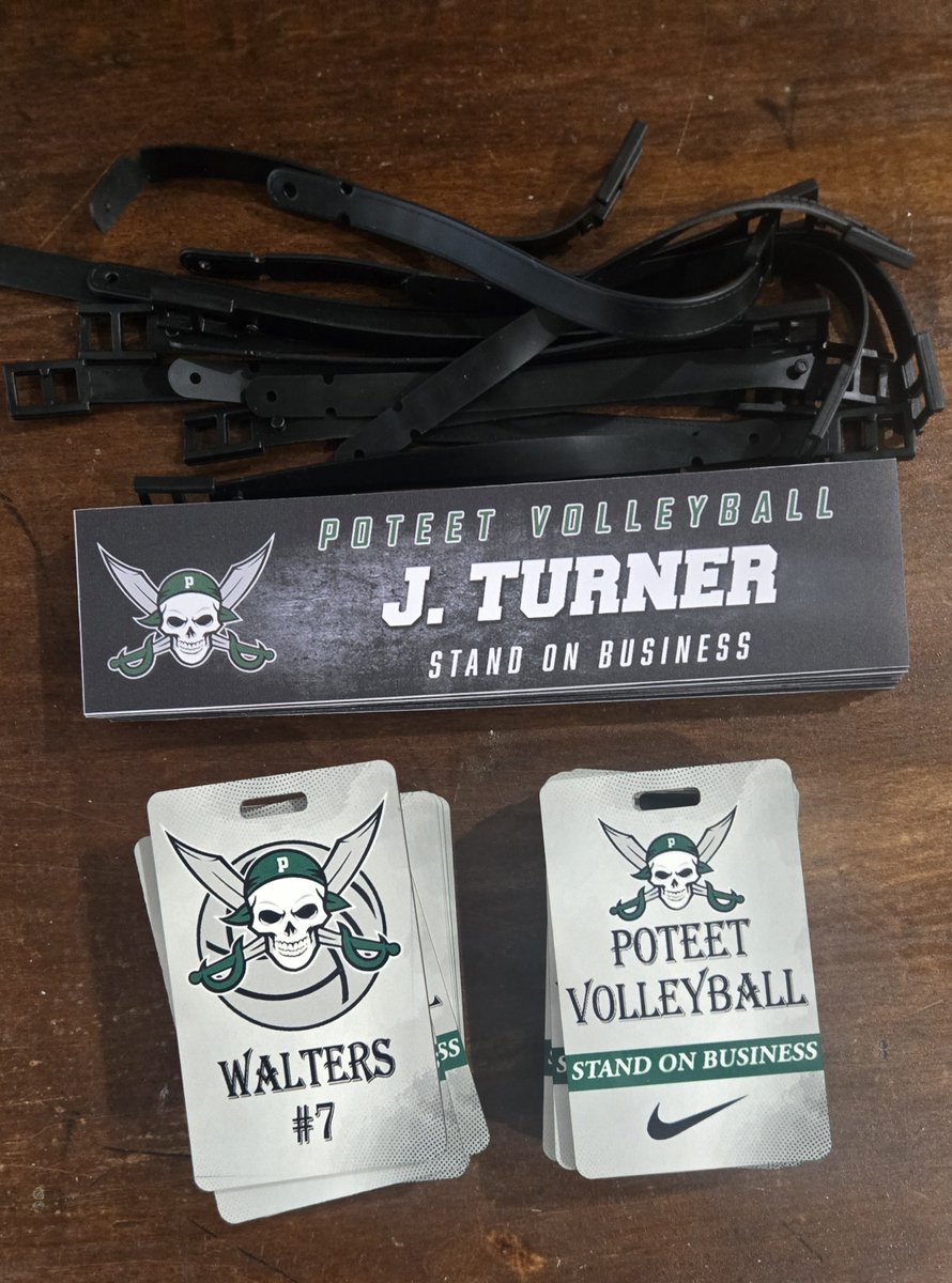 GC_Image's tweet photo. A few recent locker tag/bag tag combos... Big thanks to Southwest and Poteet Volleyball in Texas, Bridgeport Basketball in Nebraska, and Tahlequah Basketball is Oklahoma!!
#gcifamily https://t.co/fkPBKSkav4