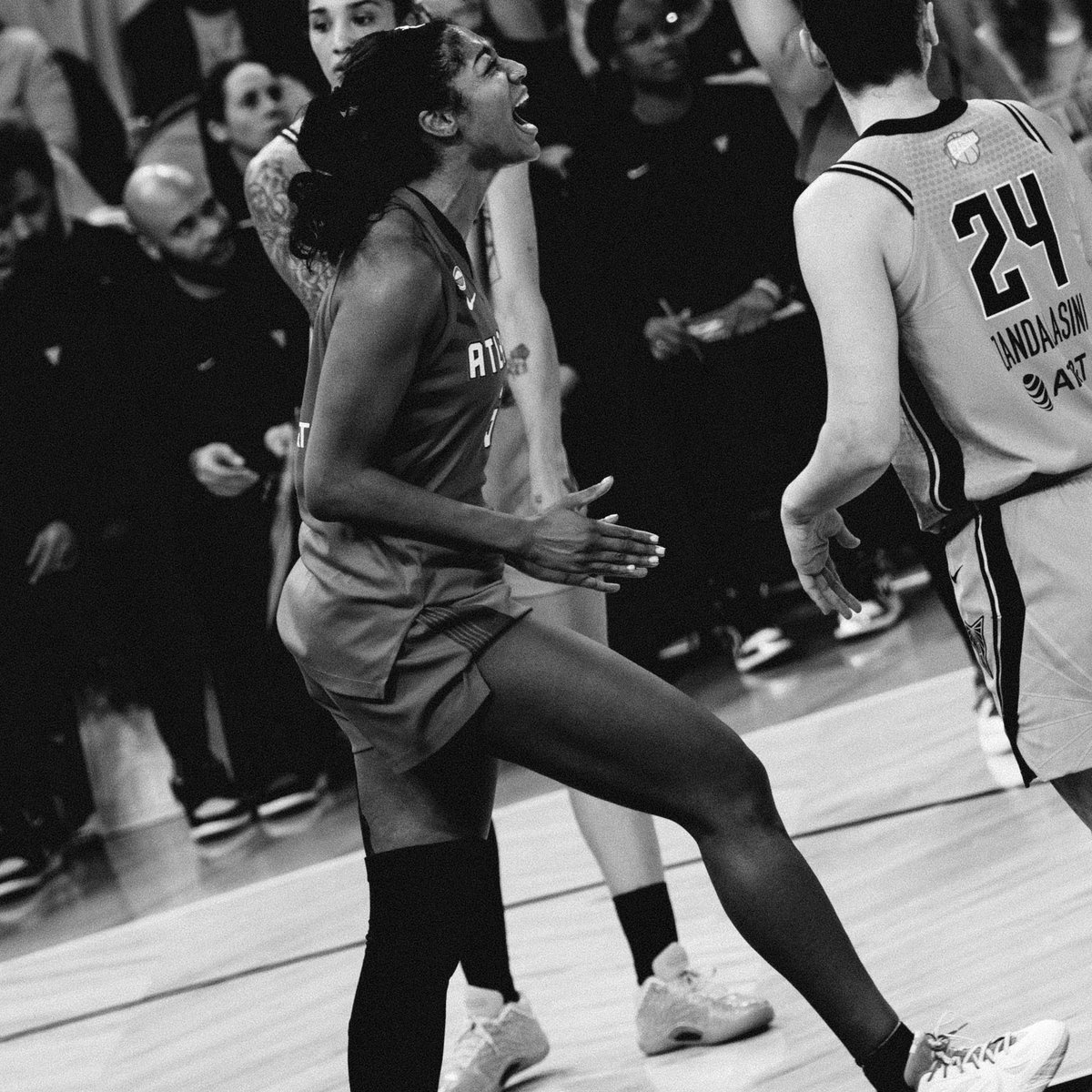 WNBA's tweet photo. Angel Reese is THE STANDARD 🚨

30 PTS 
16 REB
3 AST
2 BLKS
10-16 FG

Her efforts helped ATL take Game 2 of the #2026WNBAFinals and tie the series 1-1.

#WNBASeason30 https://t.co/cQRQWdr7A2
