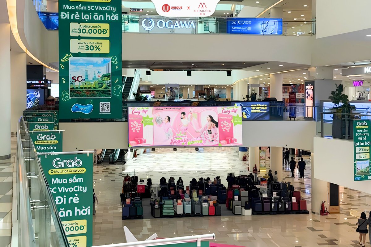 UniqueOOH's tweet photo. [MEISHANG x UNIQUE OOH] COLORKEY KHUẤY ĐỘNG SC VIVOCITY TRƯỚC THỀM SỰ KIỆN SHEGAMES VỚI QUẢNG CÁO MÀN HÌNH LED
#UniqueOOH #UniqueWorkHard #OOH #quangcaongoaitroi #quangcaongoaitroiUnique #quangcaomanhinhled #DOOH #quangcaomanhinhkythuatso #ledmedia #meishang #colorkey https://t.co/EVjGaWxrY5