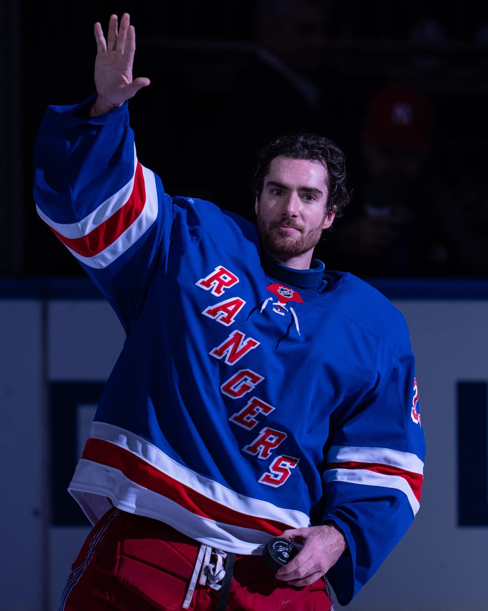 NYRangers's tweet photo. 🌟🌟🌟 Garand
🌟🌟 Durzi
🌟 Bjorkstrand https://t.co/Vz8rUz4yii