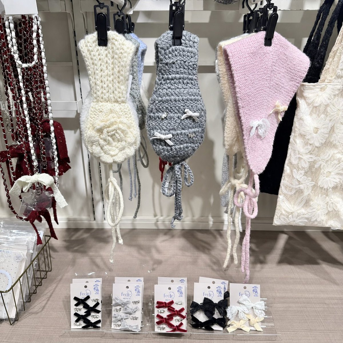 SHIBUYA109NET's tweet photo. Latticeの新作アイテムがかわいすきる.ᐟ.ᐟ🤎
お出かけにぴったりなイヤマフやファーアイテムが展開中🧶⸝꙳.⋆ https://t.co/7F42qrc7LJ