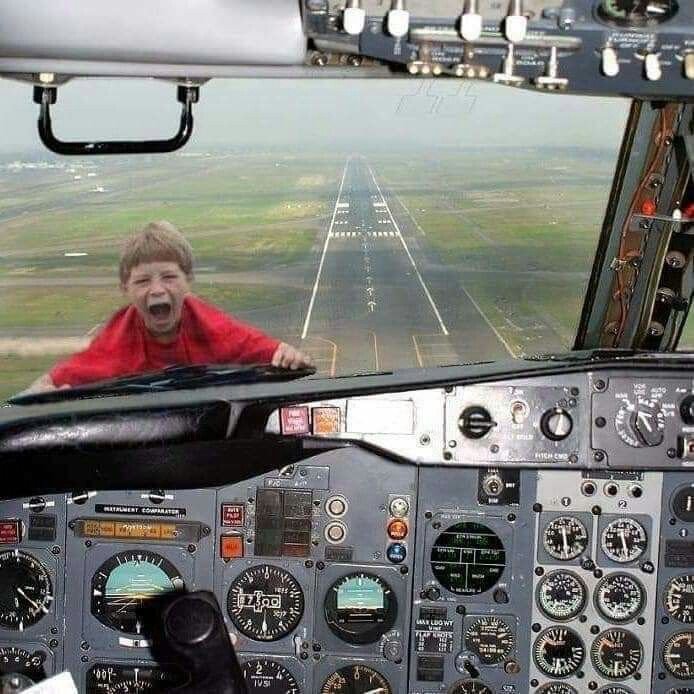 fresasforvantte's tweet photo. yo cuando los bts terminen su gira en Argentina y se tengan que ir del país voy a ser este https://t.co/08hMOHZi7M