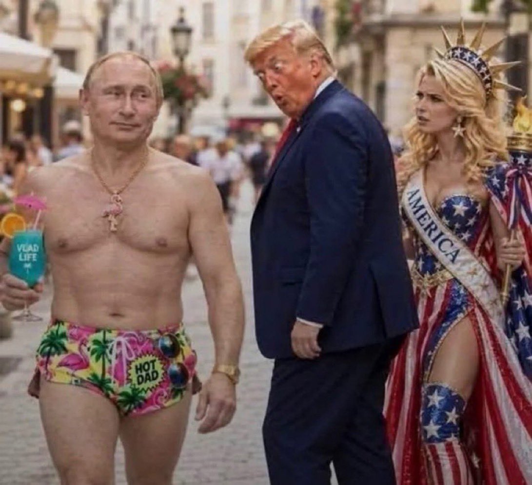 putneyswope7's tweet photo. @WhiteHouse STUPID @realDonaldTrump 
PEDOPHILE @POTUS 

#TrumpCaligulaOrgyCorruption
#TrumpismIsDead
#MAGAisDead https://t.co/A9MdaSnZEd
