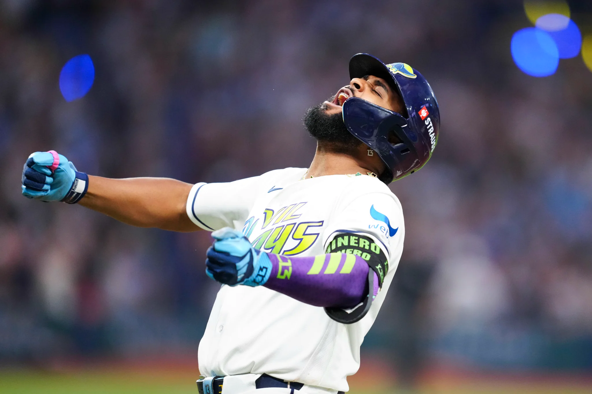 Junior Caminero screams rounding the bases after his home run.