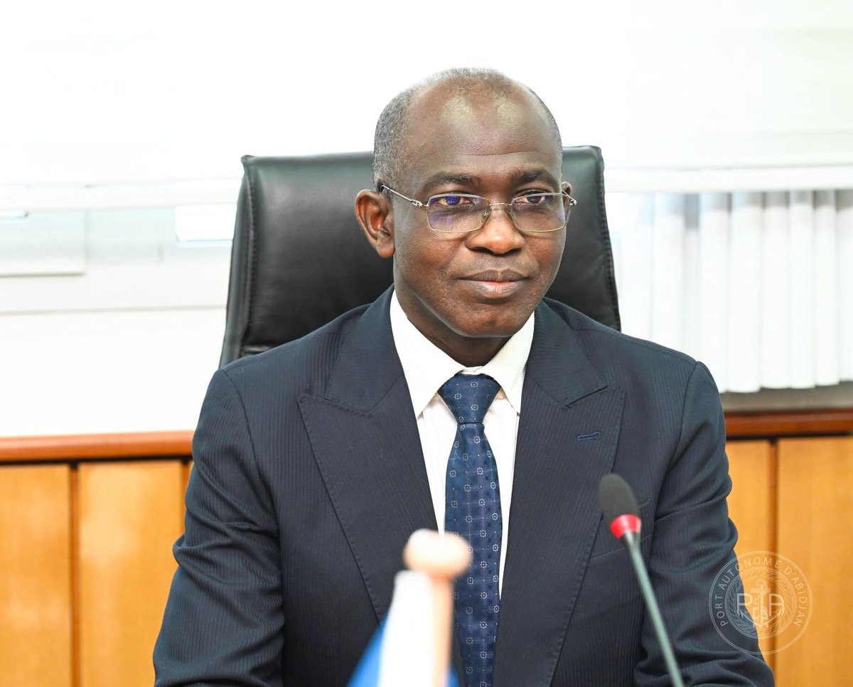 PortAbidjan's tweet photo. 𝐂𝐎𝐎𝐏𝐄́𝐑𝐀𝐓𝐈𝐎𝐍 𝐄́𝐂𝐎𝐍𝐎𝐌𝐈𝐐𝐔𝐄 : 𝑳𝑬 𝑷𝑶𝑹𝑻 𝑨𝑼𝑻𝑶𝑵𝑶𝑴𝑬 𝑫’𝑨𝑩𝑰𝑫𝑱𝑨𝑵 𝑬𝑻 𝑳𝑬 𝑪𝑨𝑵𝑨𝑫𝑨 𝑬𝑿𝑨𝑴𝑰𝑵𝑬𝑵𝑻 𝑫𝑬 𝑵𝑶𝑼𝑽𝑬𝑳𝑳𝑬𝑺 𝑷𝑬𝑹𝑺𝑷𝑬𝑪𝑻𝑰𝑽𝑬𝑺 𝑫𝑬 𝑷𝑨𝑹𝑻𝑬𝑵𝑨𝑹𝑰𝑨𝑻 https://t.co/WeYYcybKlO