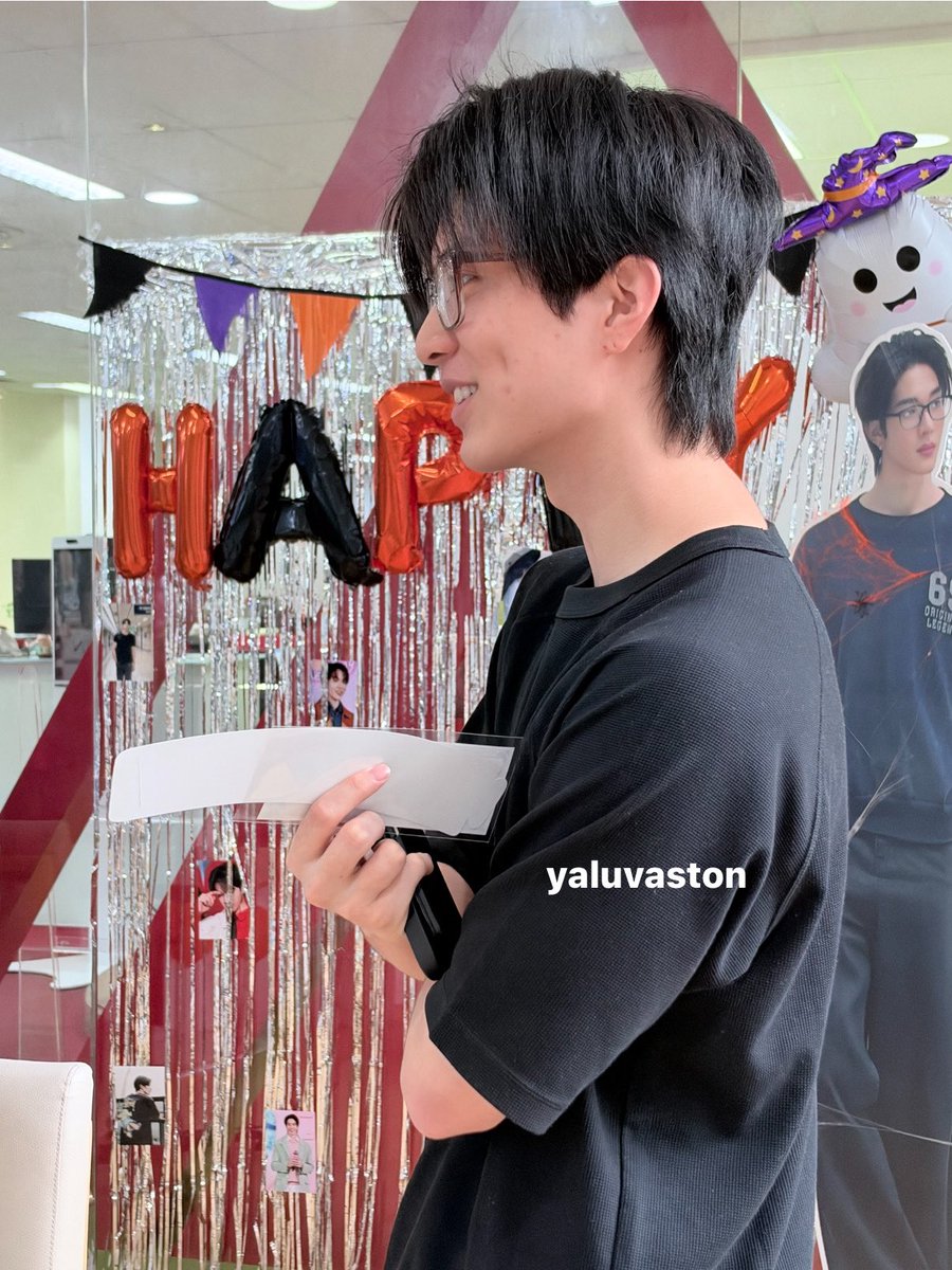 yaluvaston's tweet photo. I love ChokunAston so much😭💕

#ChokunGolden21 
#ChokunAston #Chokunz_jkz #Aston_lv https://t.co/O1dzkuZpoZ