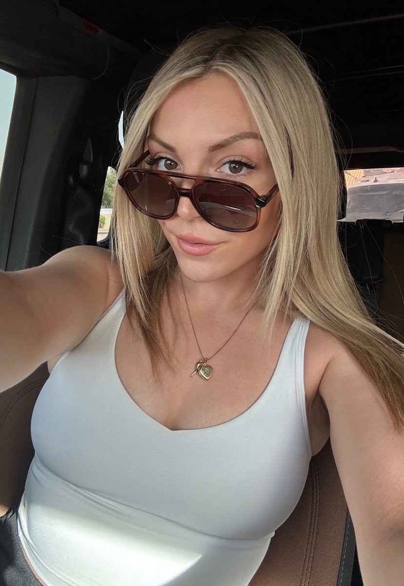 LevelssByAvicii's tweet photo. Co-worker cuck wants to see his wife get pelted w loads. Who can trib?

#cumtrib
#tribute 
#trib https://t.co/cMo4njX41Y