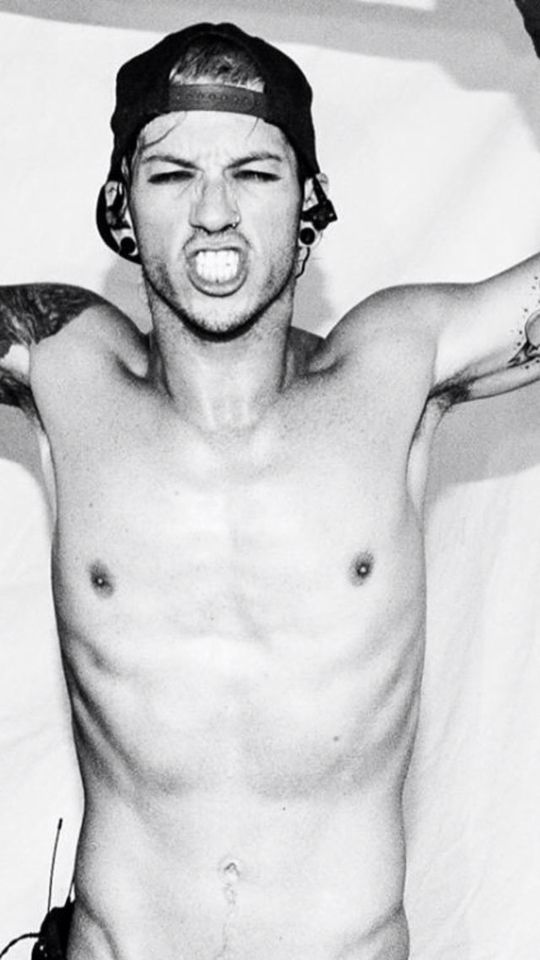 dr3llas's tweet photo. hes my everythingspo he's so perfect omg https://t.co/JwzDapf4L5