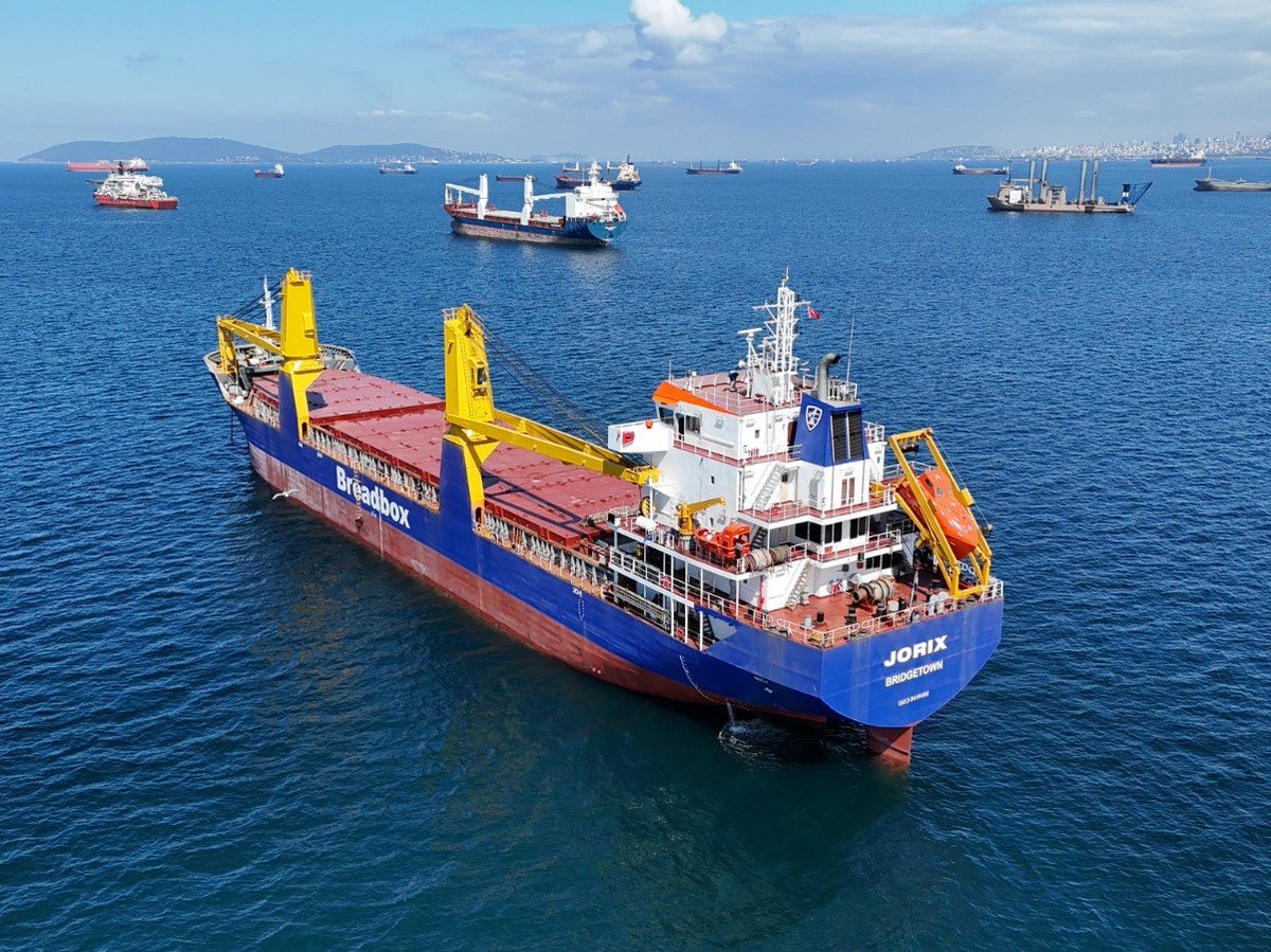 TobiasPrez2's tweet photo. Hoy Lunes 19 de Octubre se abrió el acta de ofertas para el suministro de un Buque de Transporte Logístico con Capacidad Polar, y junto a la Capacitación de la Tripulación y Traslado al Puerto de Buenos Aires, para la Armada Argentina 🇦🇷

Se recibieron 4 ofertas hasta el momento https://t.co/bOjHUY9MMQ