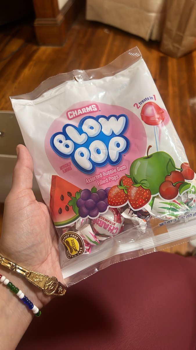 Melissa_stylezz's tweet photo. 🦨😈
#lolipop https://t.co/MBlD9Yj05H
