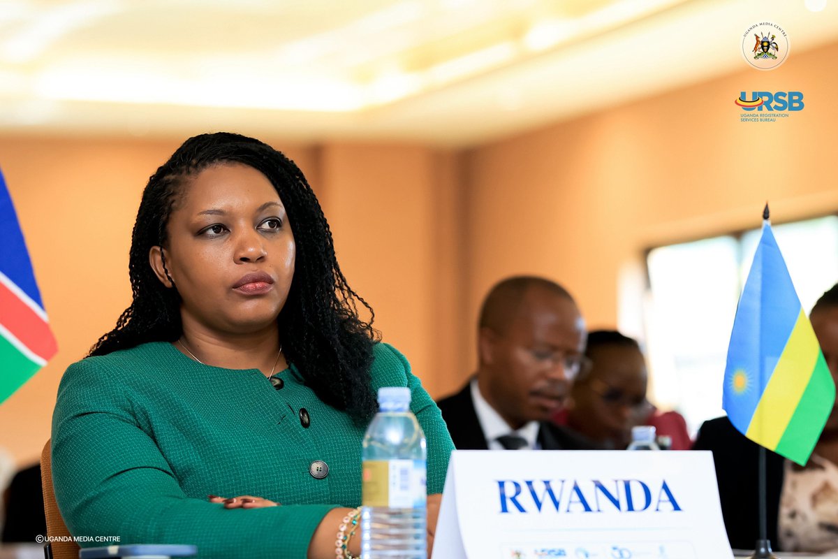 kyobesarah's tweet photo. Your creativity has value. Protect it!

 Copyright’s role in safeguarding creators’ rights &amp; ensuring they benefit from their work.

Take action today: Secure your copyright, protect your creations &amp; earn from your work!

#URSBCopyright #ARIPOAt50

📸 @UgandaMediaCent 

@URSBHQ https://t.co/3ikNH5v4u4