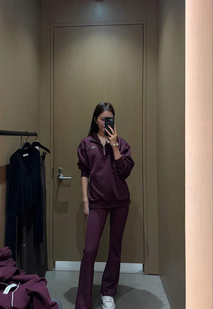 _nnchic's tweet photo. alo 新作Rich Bordeaux🍷��

可愛すぎました〜今年もブラックフライデーセールやるはず！？

それまで待ちます🤣💸 https://t.co/Rpot9y6Q0x