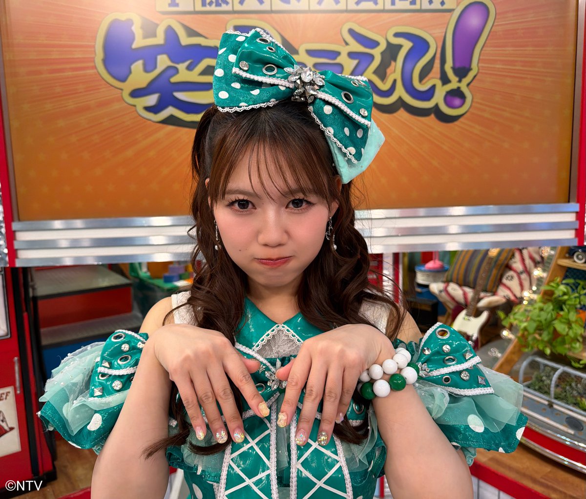 warakora_ntv's tweet photo. |◤#笑ってコラえて！
　10/24(土)よる7:56〜放送◢|

スタジオゲストに…
吉川ひよりさん(超ときめき♡宣伝部) が登場💚

後ほど、吉川さんの収録後感想コメントをアップします！
気になる方は @warakora_ntvをフォロー✔︎ https://t.co/Lc8HtmS3AI