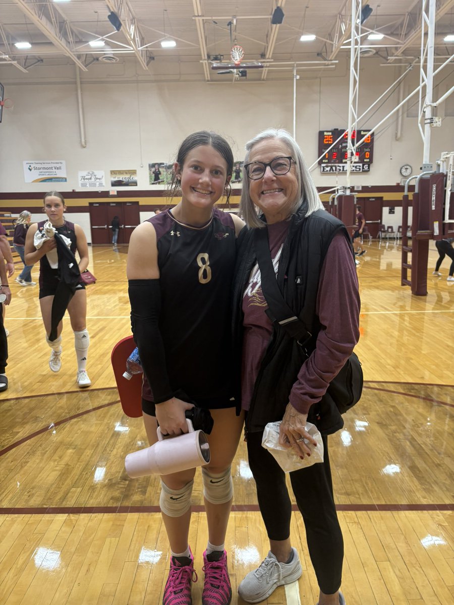 morgan_seidl's tweet photo. Silver Lake Eagles are 3A Regional champs! Extremely blessed to be a multi-sport athlete and compete with the best teammates, coaches, and fans. We will host sub-state on Saturday! 👏👏👏

#jobnotfinished #1percentbetter #stackdays 

@JaylieWhitehead @JayleeHamilton3  @sleaglevball @slakechannel @TNMOJO2030EVANS